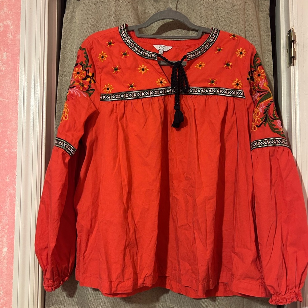 Crown & Ivy Embroidered Blouse